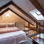 Miss Sophie's Charles Bridge 4*