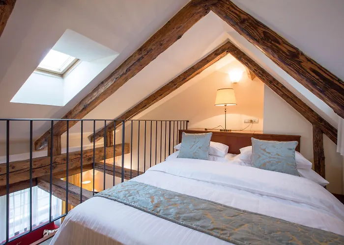 Miss Sophie's Charles Bridge Hotel Praga