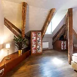 Miss Sophie's Charles Bridge 4*