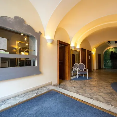 Miss Sophie's Charles Bridge Hotel Prague