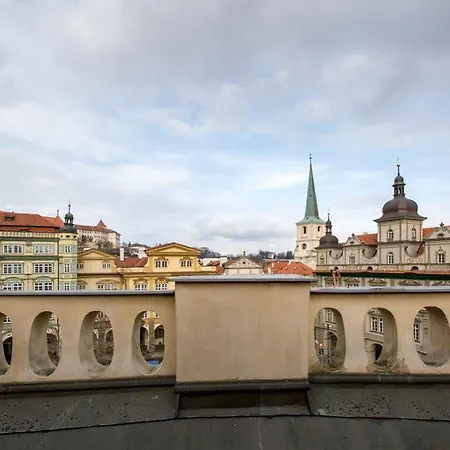 Miss Sophie's Charles Bridge 4* Prague