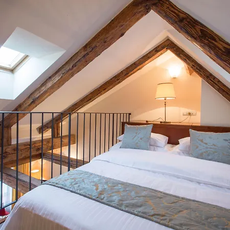Miss Sophie's Charles Bridge Hotel Prague