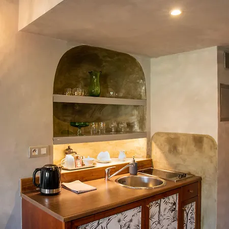 Miss Sophie's Charles Bridge 4* Prague