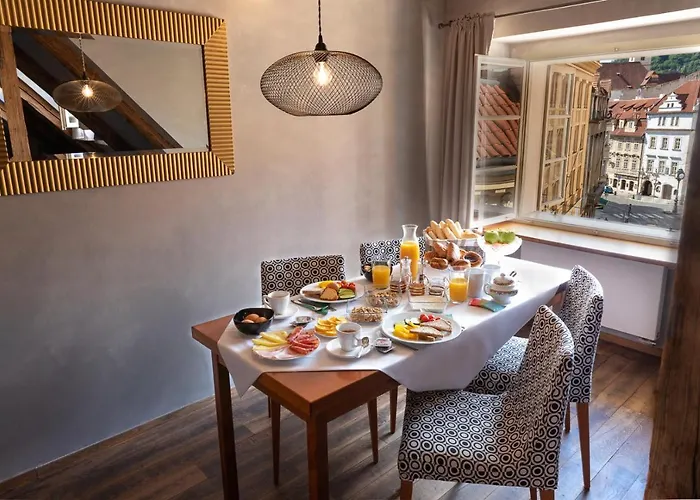 Hotel Miss Sophie's Charles Bridge 4*