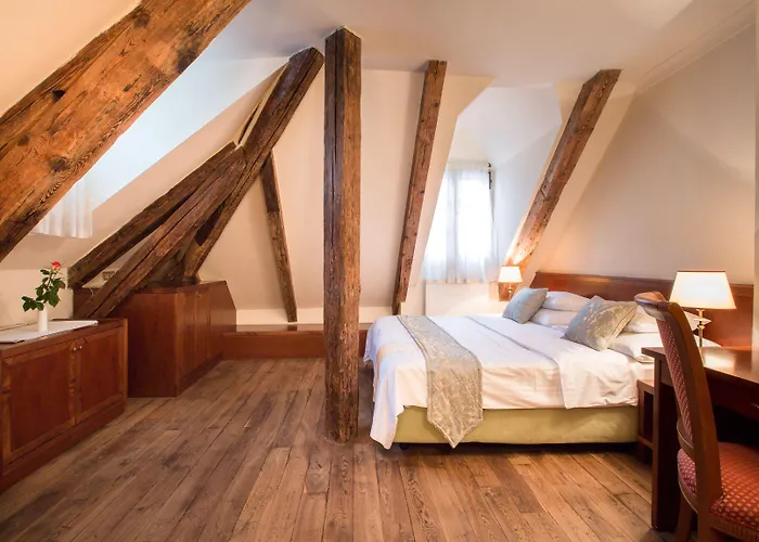 Miss Sophie's Charles Bridge Hotel 4*