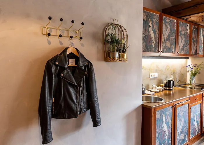 Hotel Miss Sophie's Charles Bridge 4*